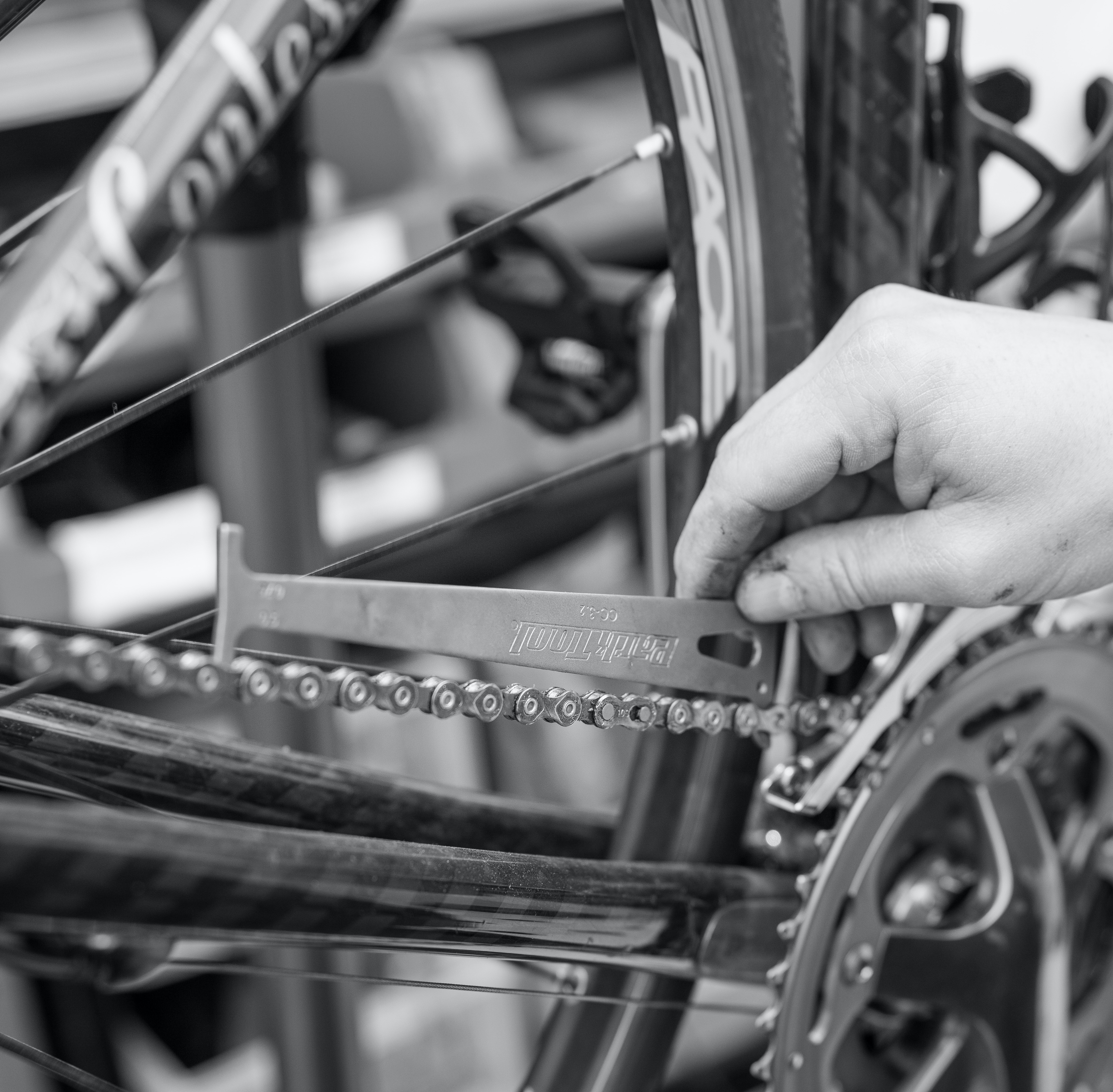 bike chain being measured